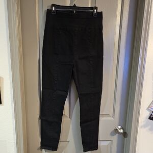 Forever 21 Black Skinny Pants